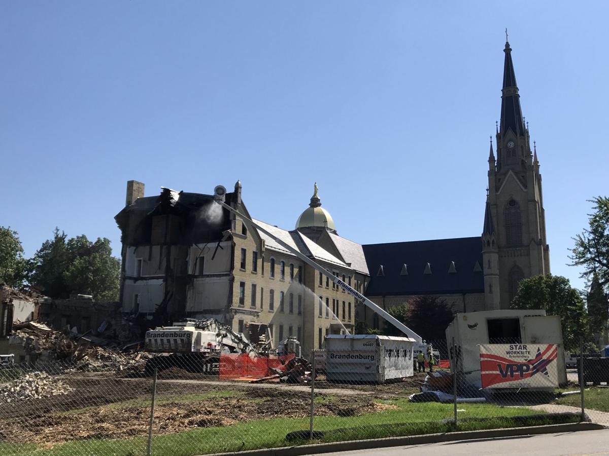 Demolition starts on Corby Hall, one of oldest buildings at Notre Dame