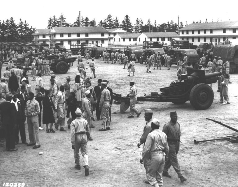 FORT CUSTER1280px-184th-field-artillery-fort_custer-194106