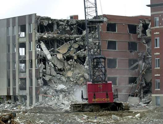 AR-310069954.jpg&MaxH=400