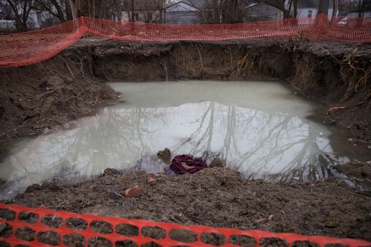 4fefdda9-8d3b-4033-af3a-6772ff5259cb-02052019_demoholes-8