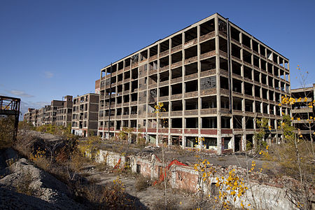 450px-Abandoned_Packard_Automobile_Factory_Detroit_200